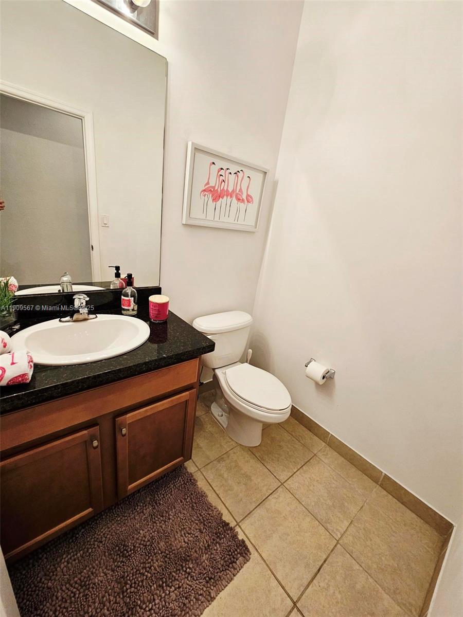 COBBLESTONE II CONDO - Residential