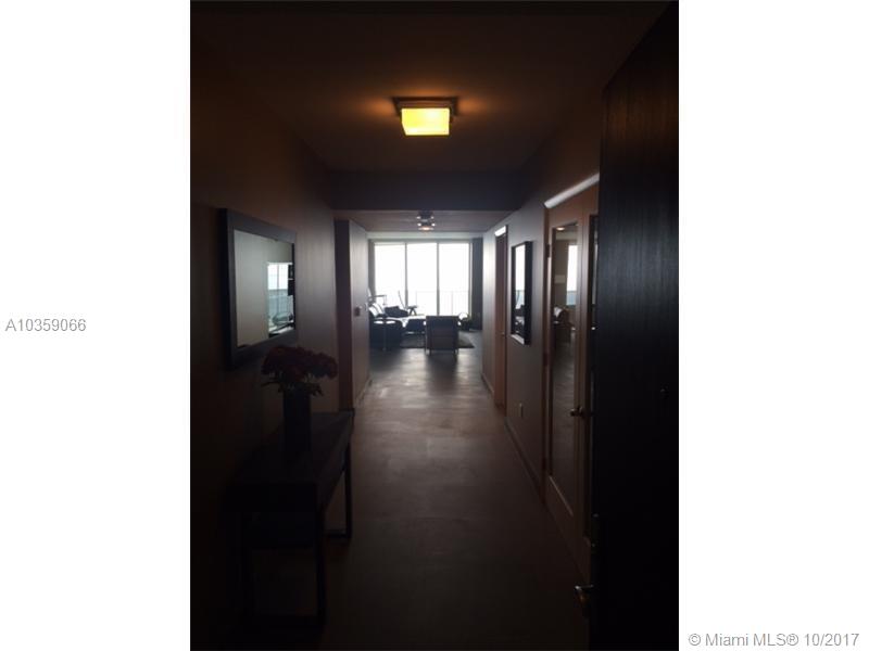 BEACH CLUB CONDO - Residential Lease