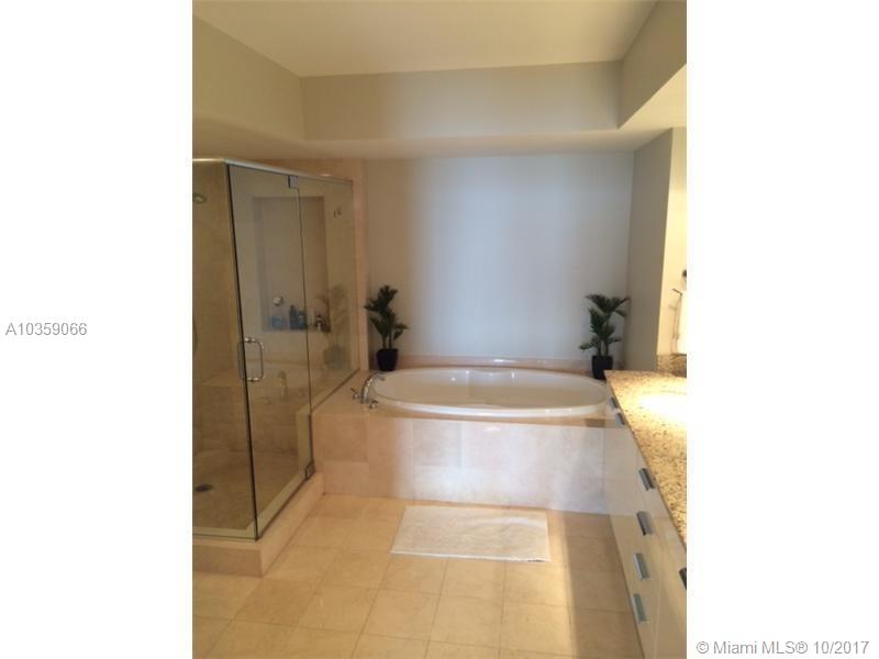 BEACH CLUB CONDO - Residential Lease