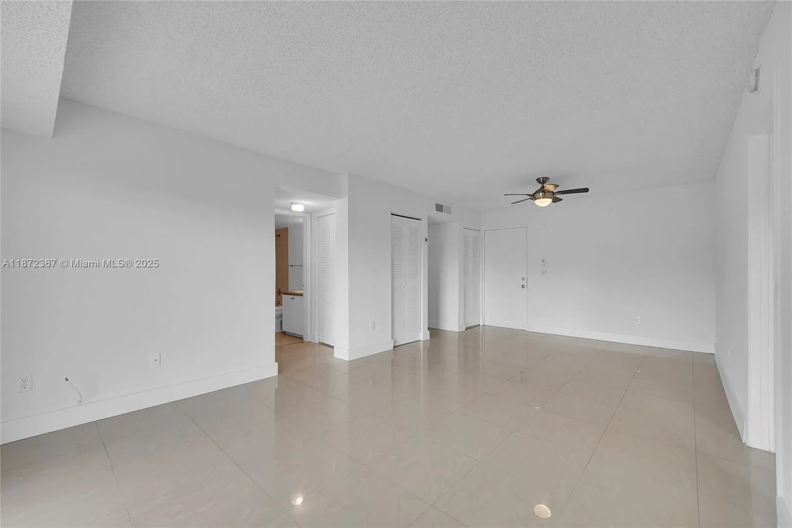Cutler Bay, Florida 33189, United States, 2 Bedrooms Bedrooms, ,2 BathroomsBathrooms,Residential,Active,203765