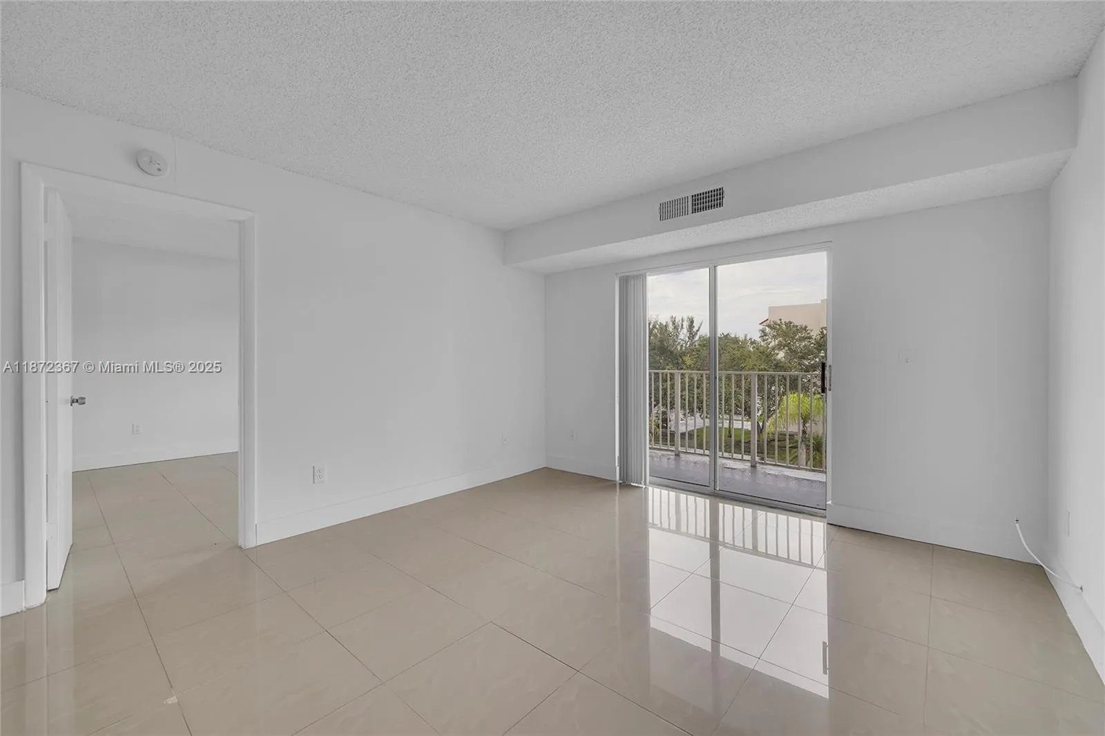 Cutler Bay, Florida 33189, United States, 2 Bedrooms Bedrooms, ,2 BathroomsBathrooms,Residential,Active,203765