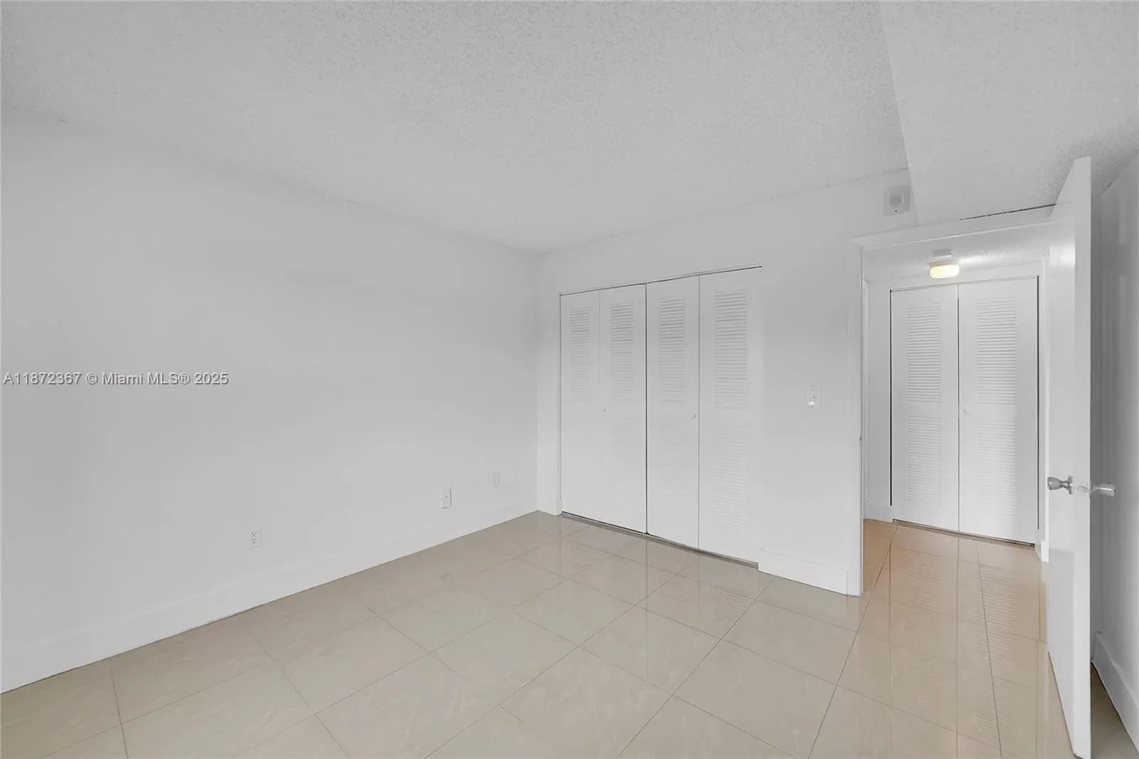 Cutler Bay, Florida 33189, United States, 2 Bedrooms Bedrooms, ,2 BathroomsBathrooms,Residential,Active,203765
