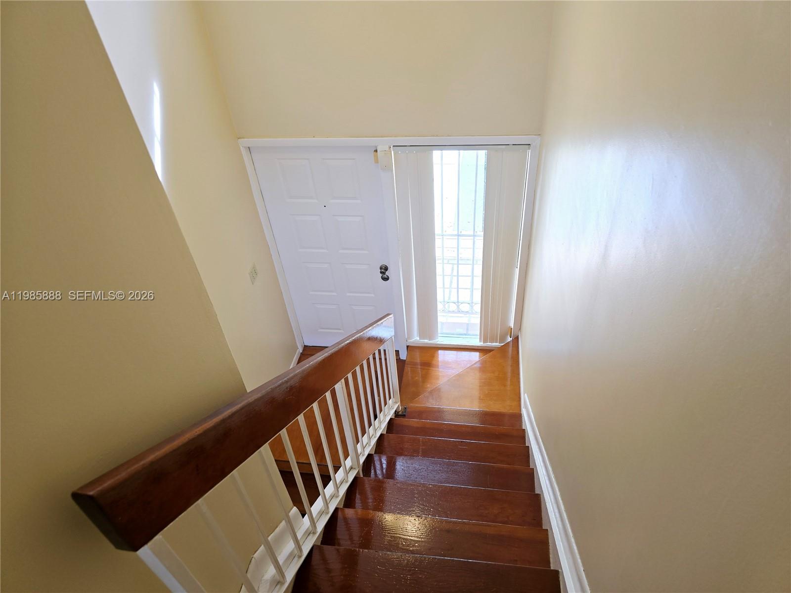 GABLES I TOWNHOMES CONDO - Residential Lease