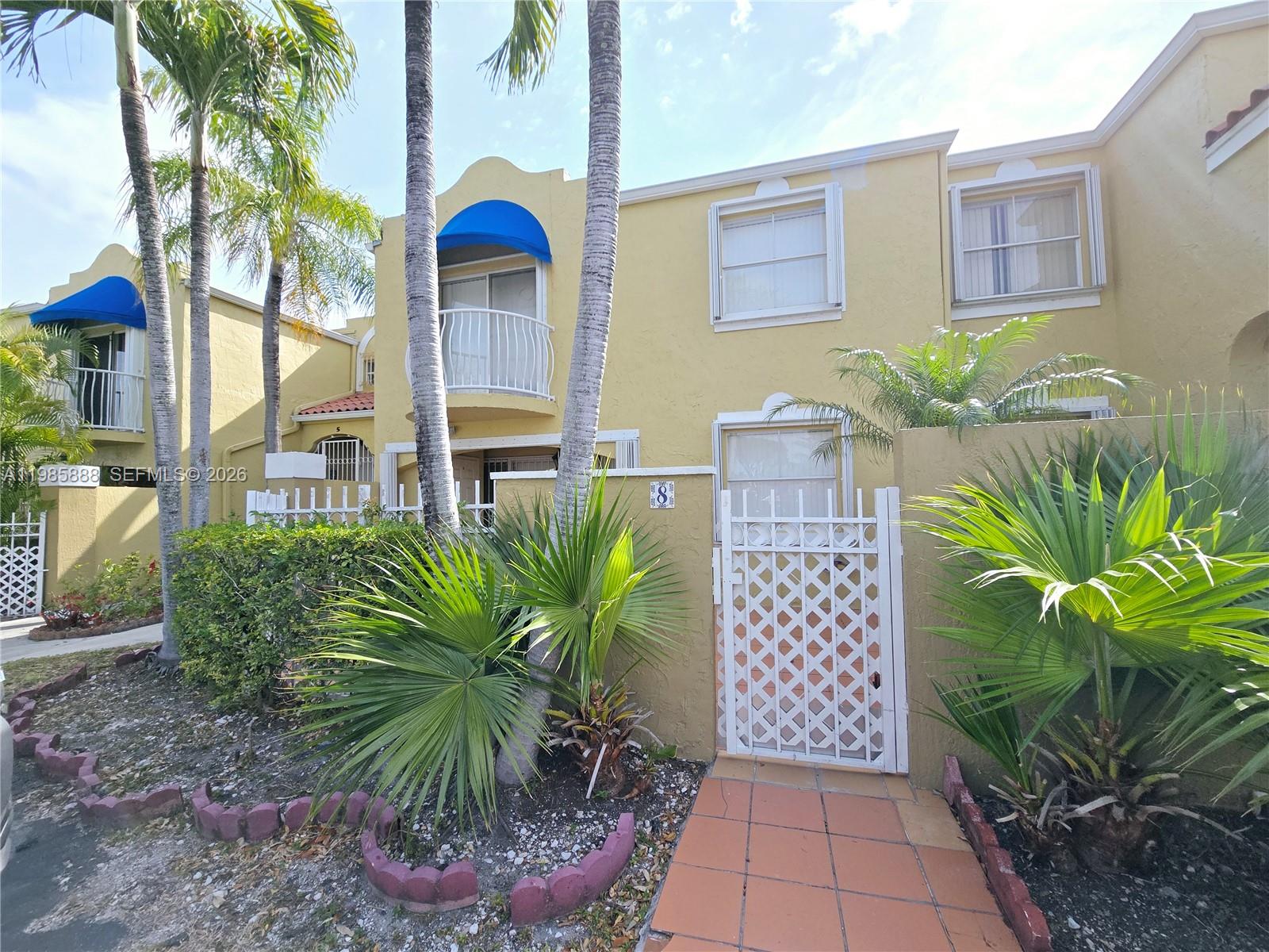 GABLES I TOWNHOMES CONDO - Residential Lease