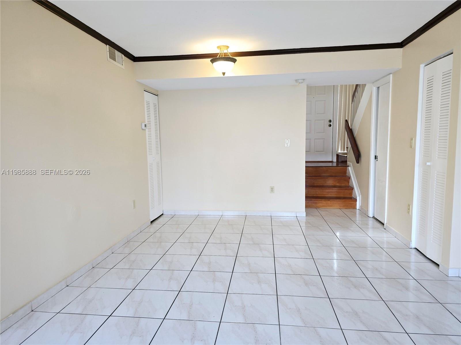 GABLES I TOWNHOMES CONDO - Residential Lease