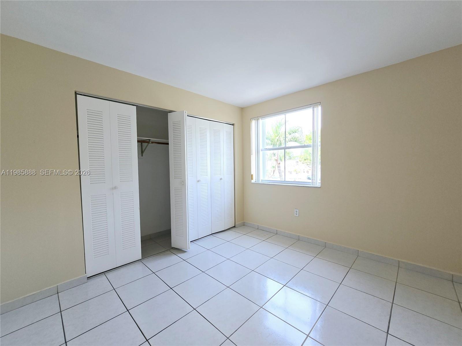 GABLES I TOWNHOMES CONDO - Residential Lease