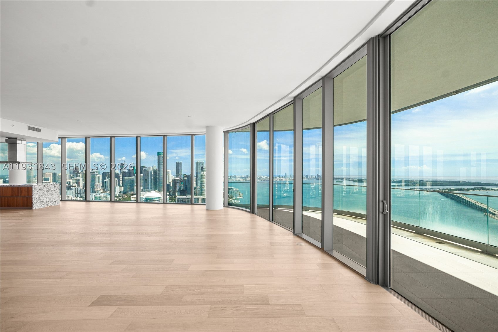View photos, virtual tours, details... 175 SE 25th Rd 4201