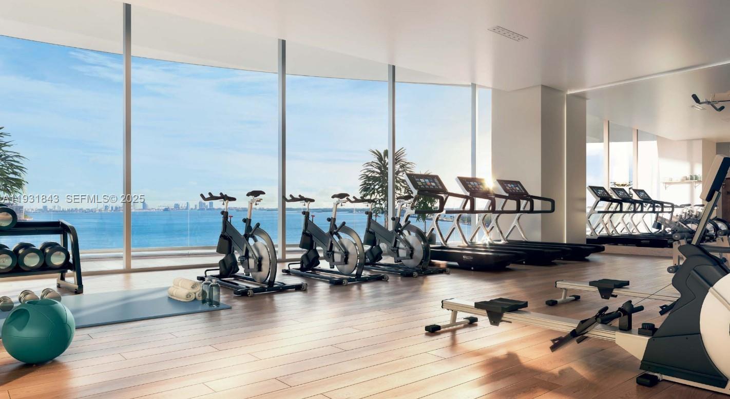 Una Residences - Residential