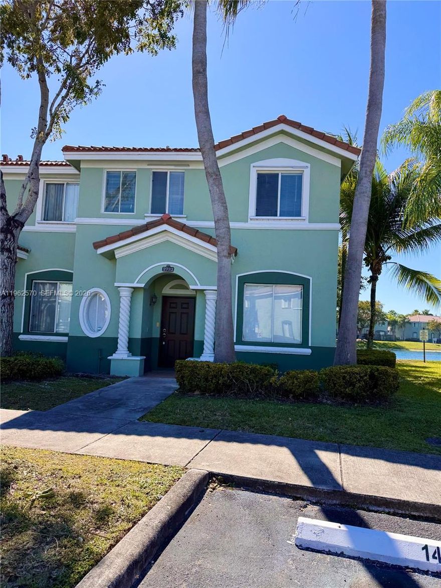 Spacious Corner 3/3 with Two Assigned Parking Spaces. Townhouses features a full bathroom on the First Floor and a Full Size Washer/Dryer on the Second Floor. Large Bedrooms with plenty of Closet Space. New Appliances! Freshly Painted and Cleaned! Ready for Occupancy