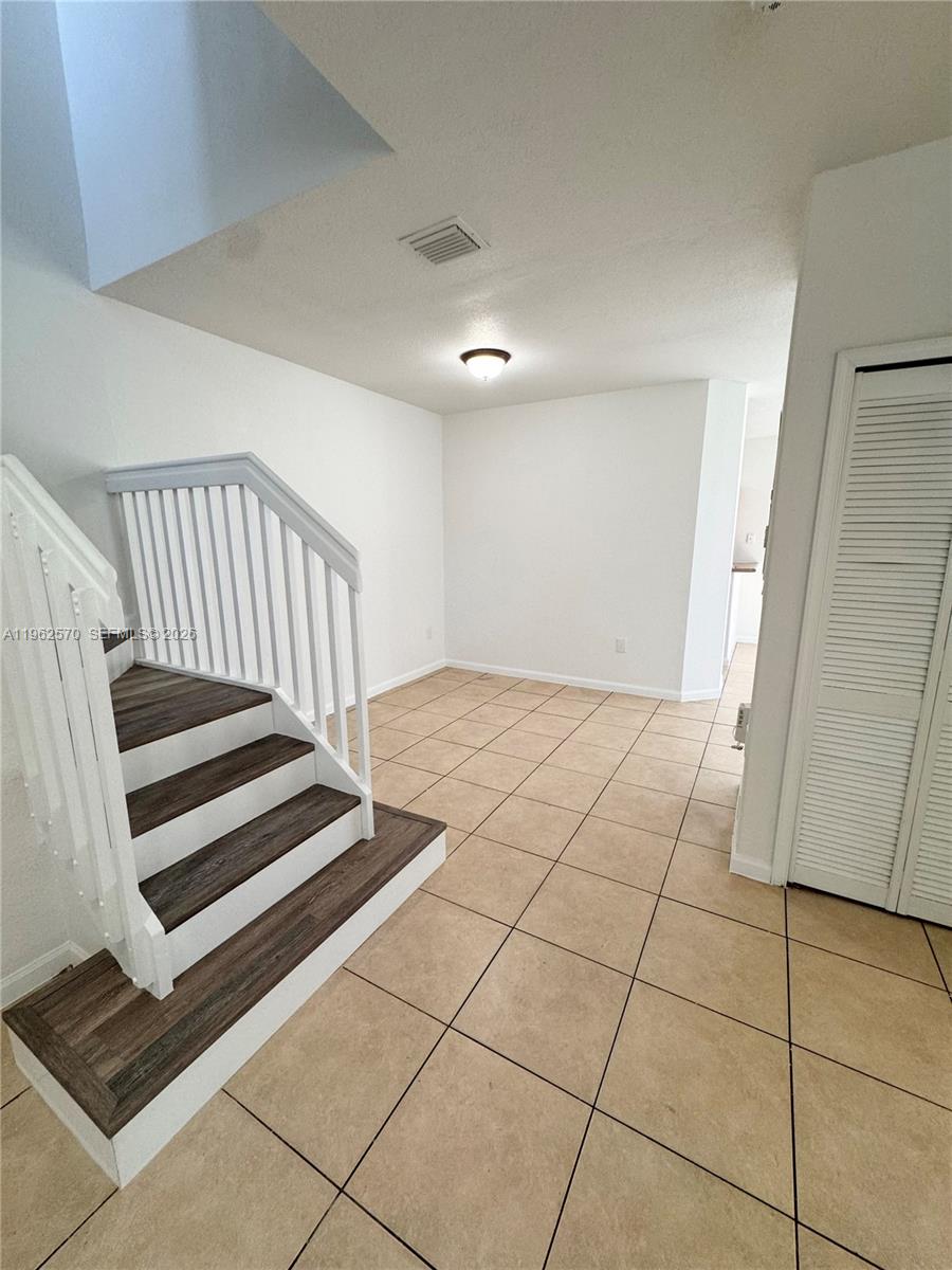 SHOMA TOWNHOMES AT KEYSCO - Residential Lease
