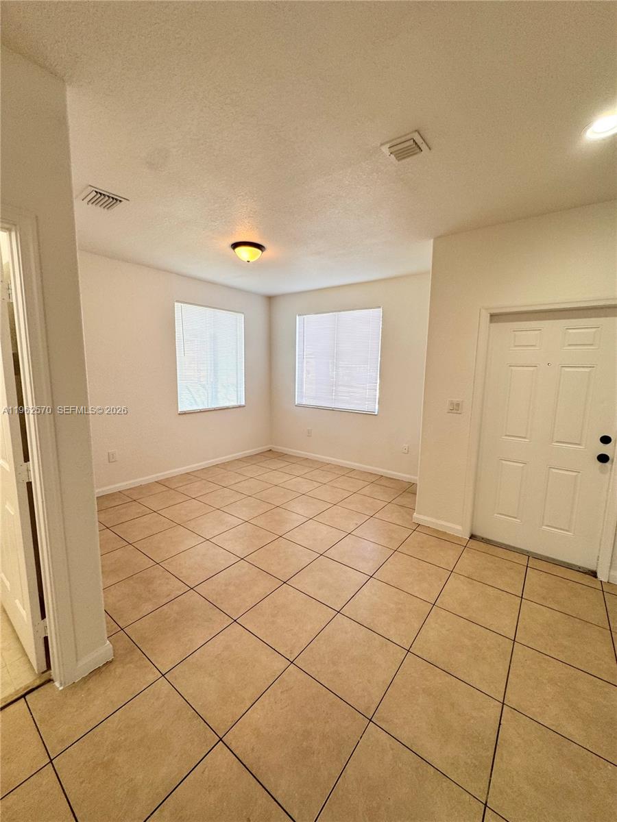 SHOMA TOWNHOMES AT KEYSCO - Residential Lease