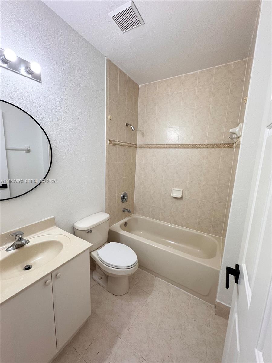 SHOMA TOWNHOMES AT KEYSCO - Residential Lease
