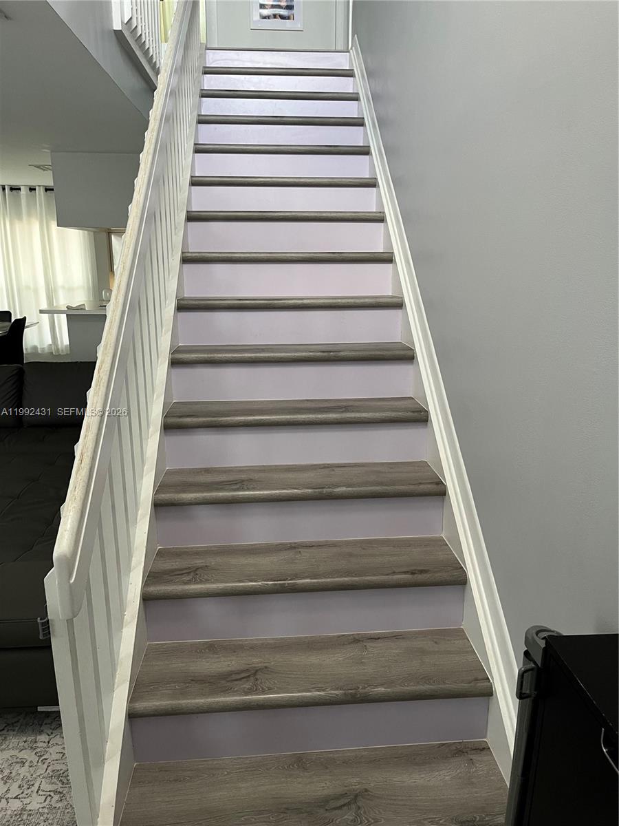 HAWKES BLUFF - Residential