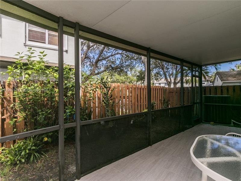 HAWKES BLUFF - Residential