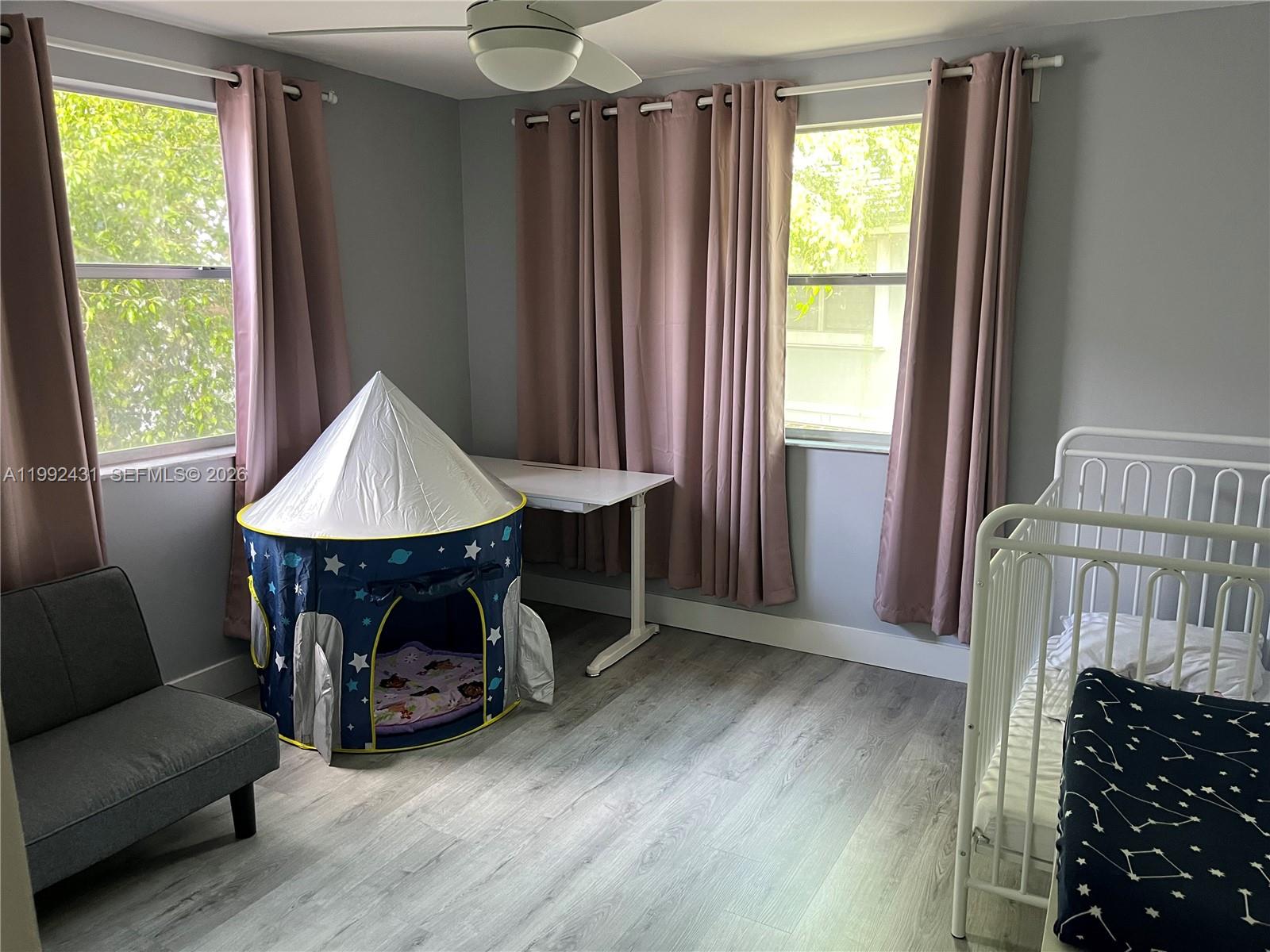 HAWKES BLUFF - Residential