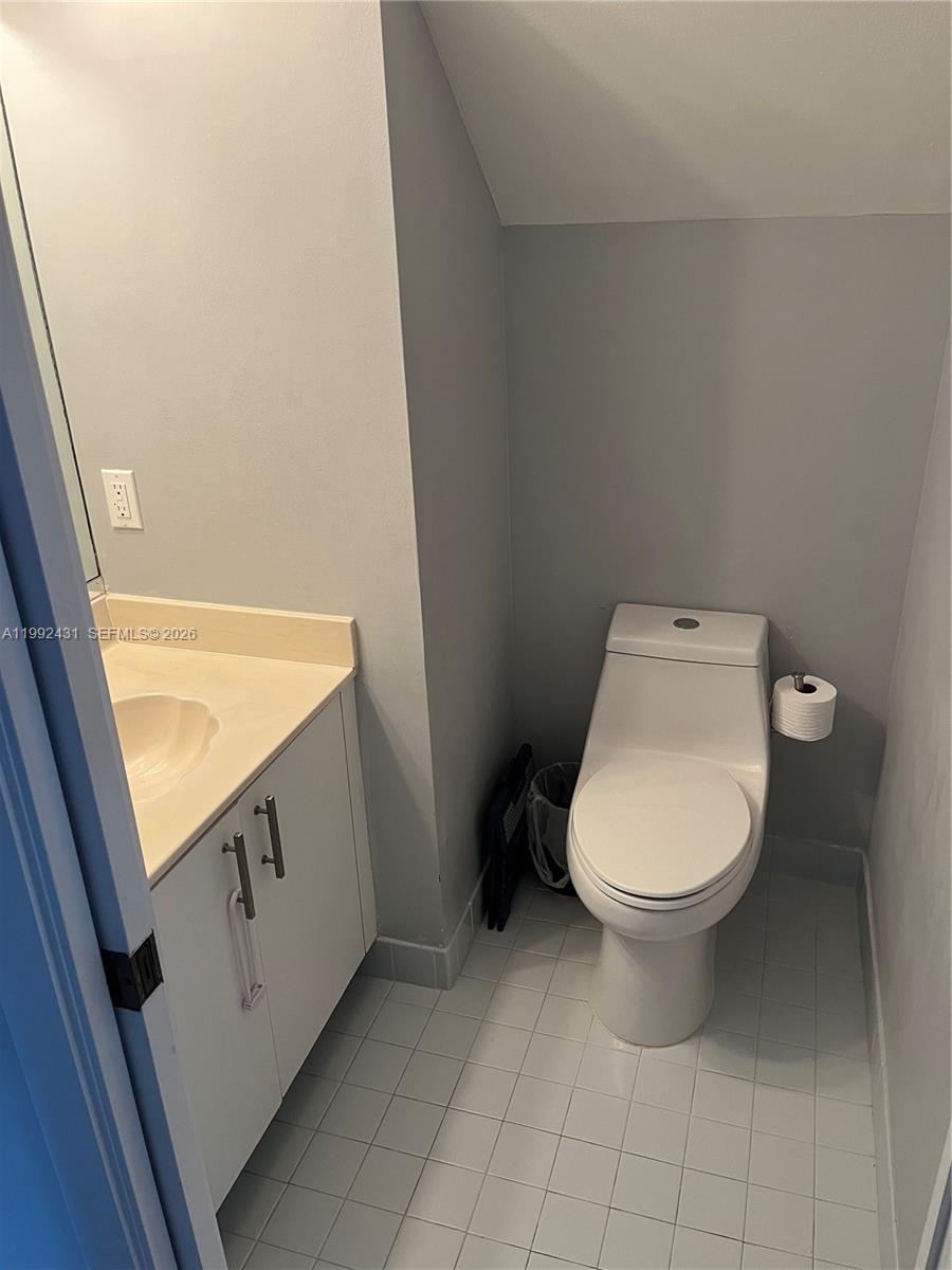 HAWKES BLUFF - Residential