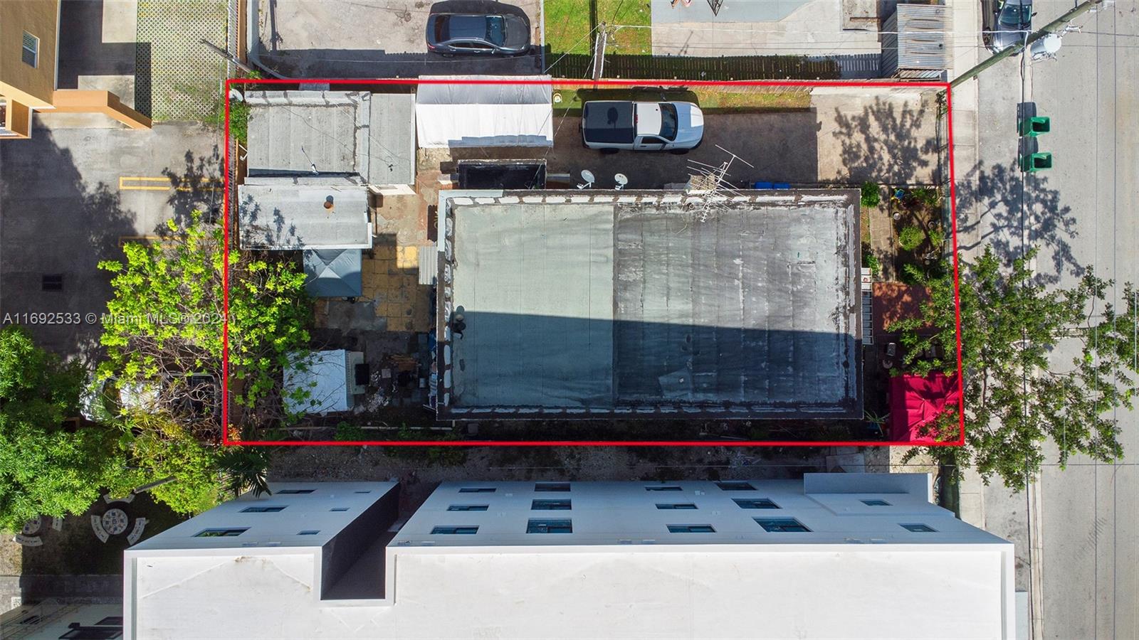 LAWRENCE ESTATE LAND CO - Residential