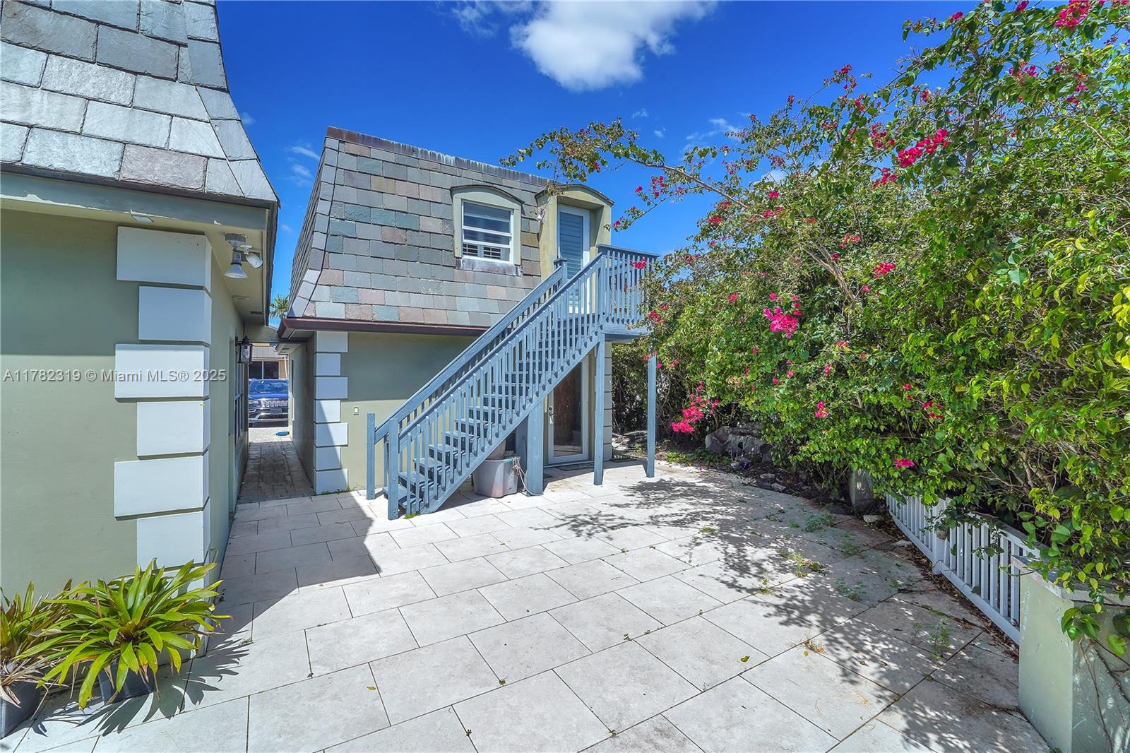 VENETIAN ISLES 3RD SEC - Residential Lease