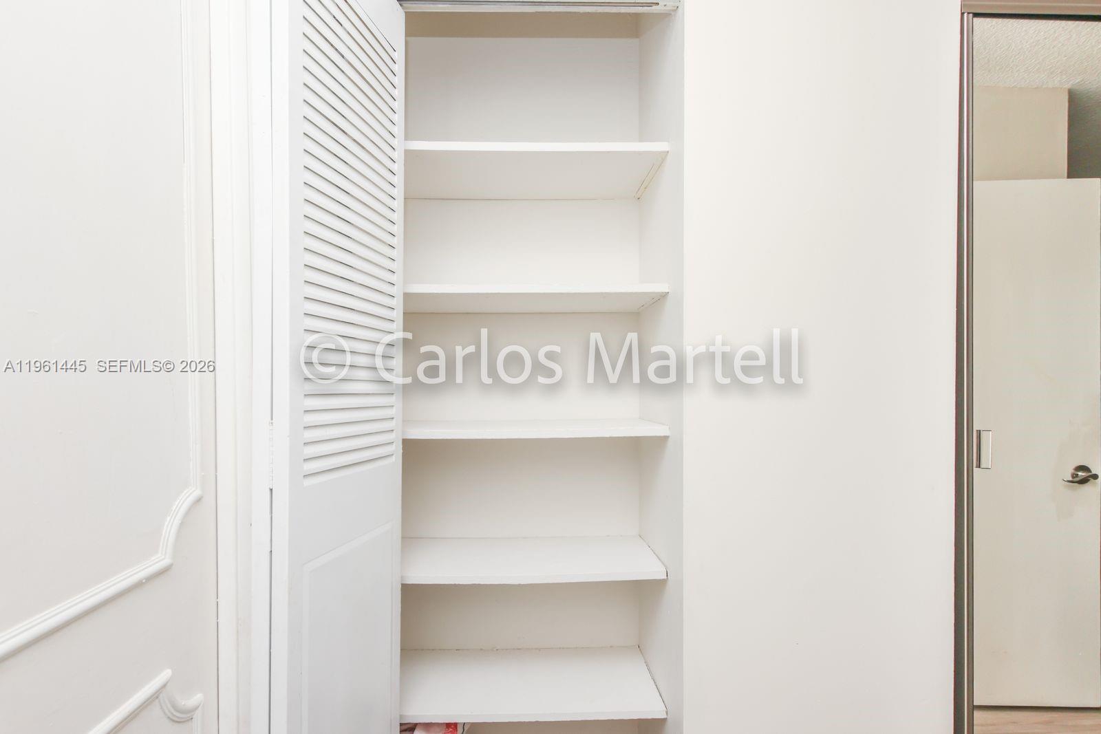 COMMODORE PLAZA CONDO - Residential