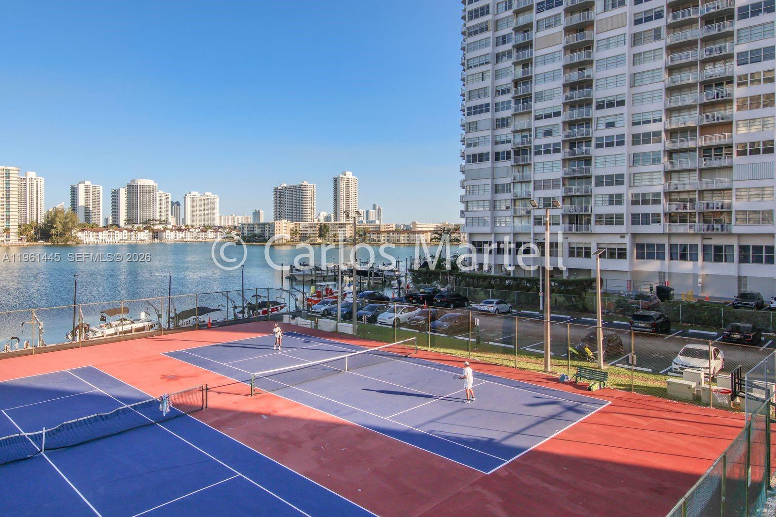 COMMODORE PLAZA CONDO - Residential