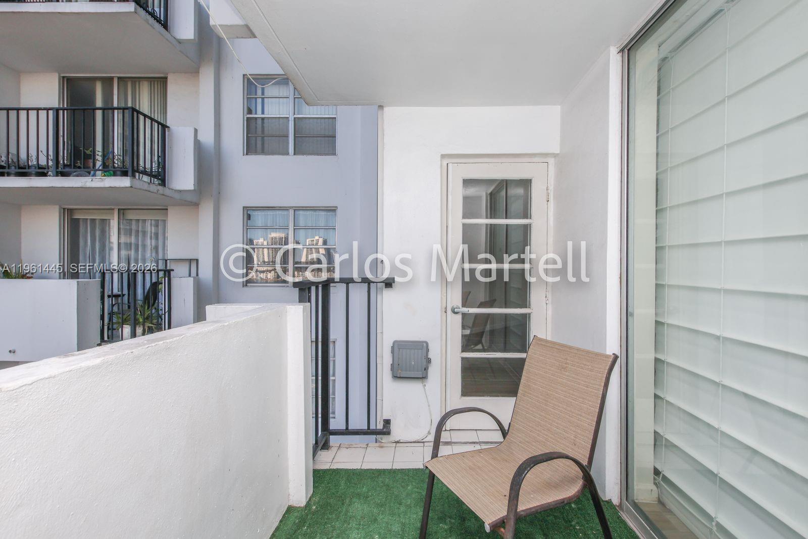 COMMODORE PLAZA CONDO - Residential