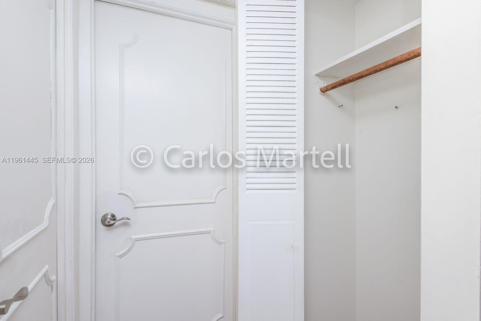 COMMODORE PLAZA CONDO - Residential