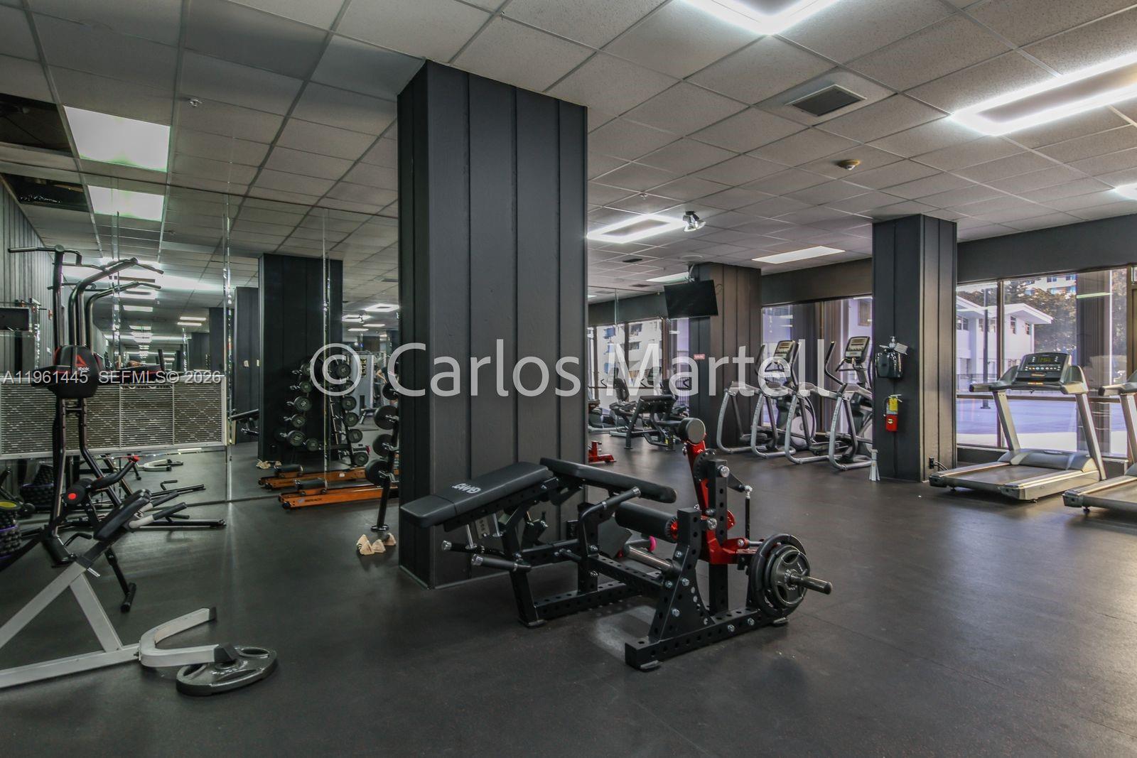 COMMODORE PLAZA CONDO - Residential