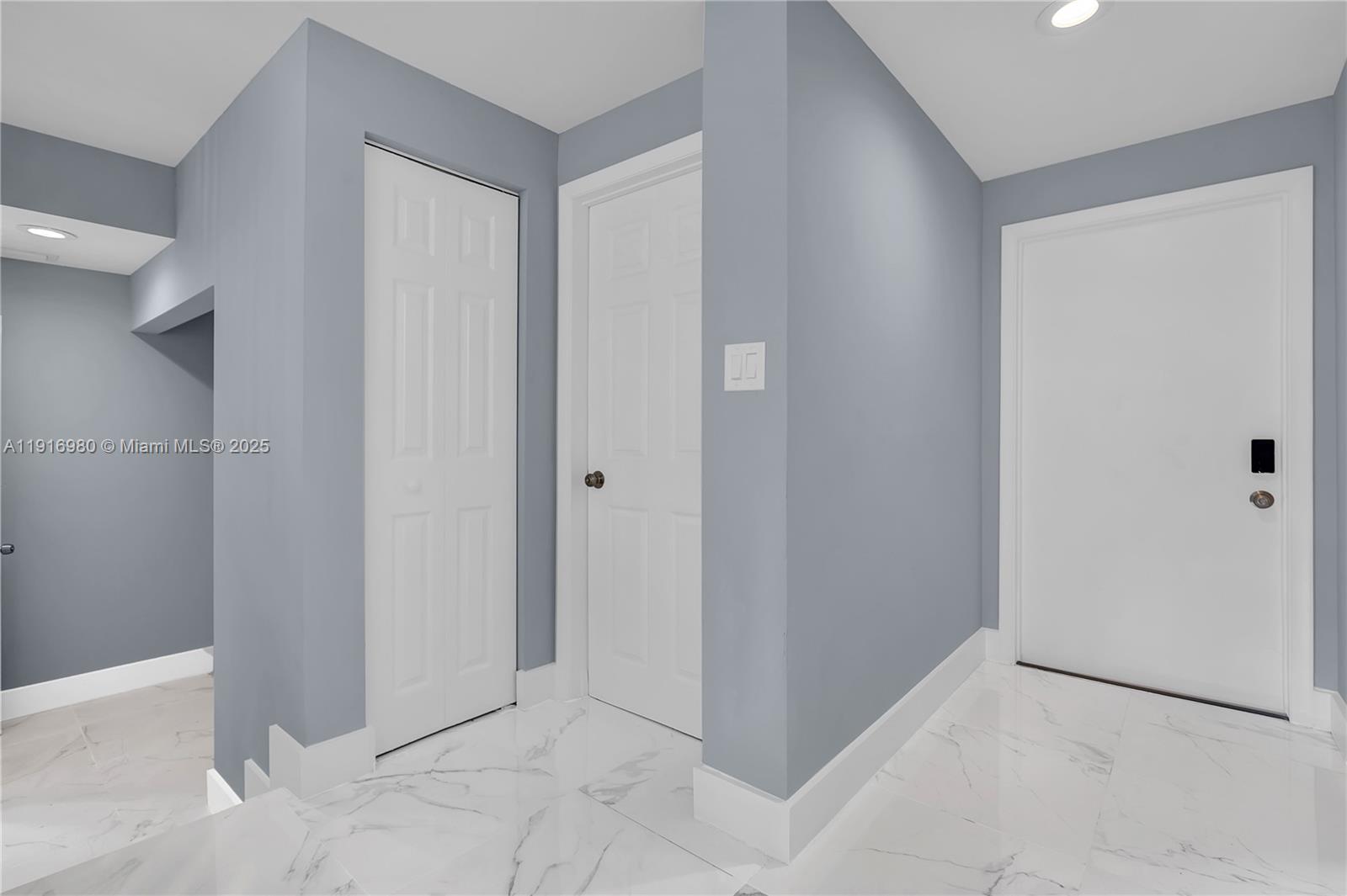 TOWNHOUSES AT JACARANDA C - Residential Lease