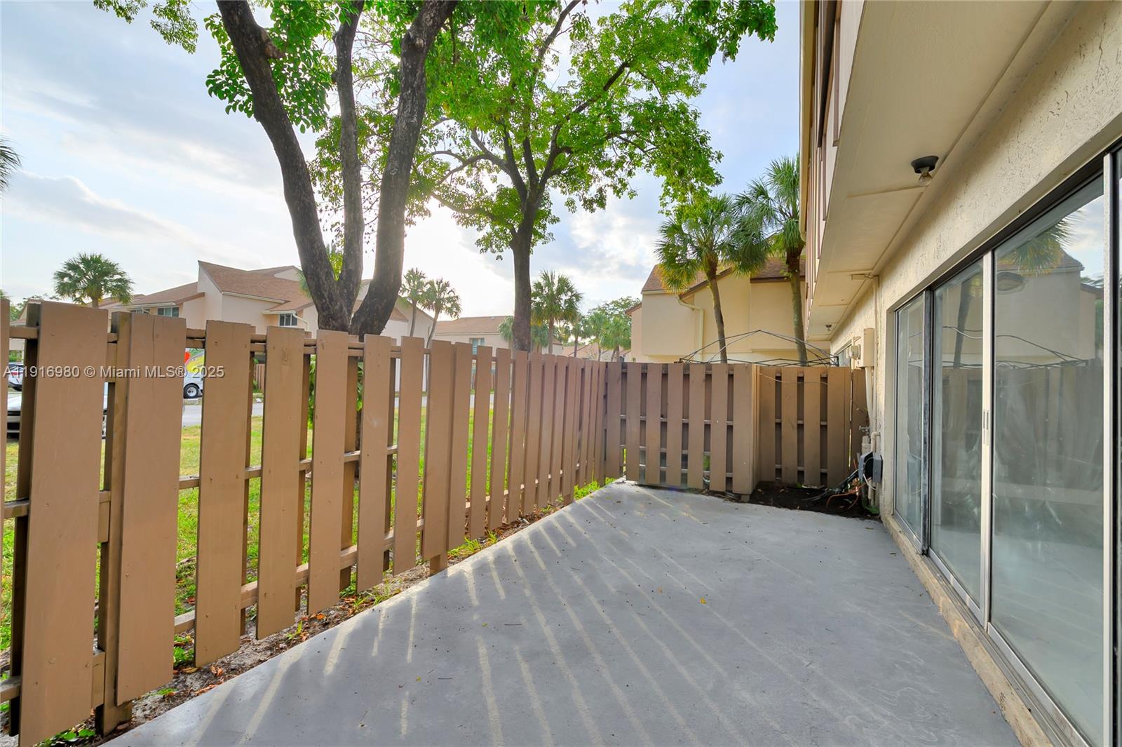 TOWNHOUSES AT JACARANDA C - Residential Lease