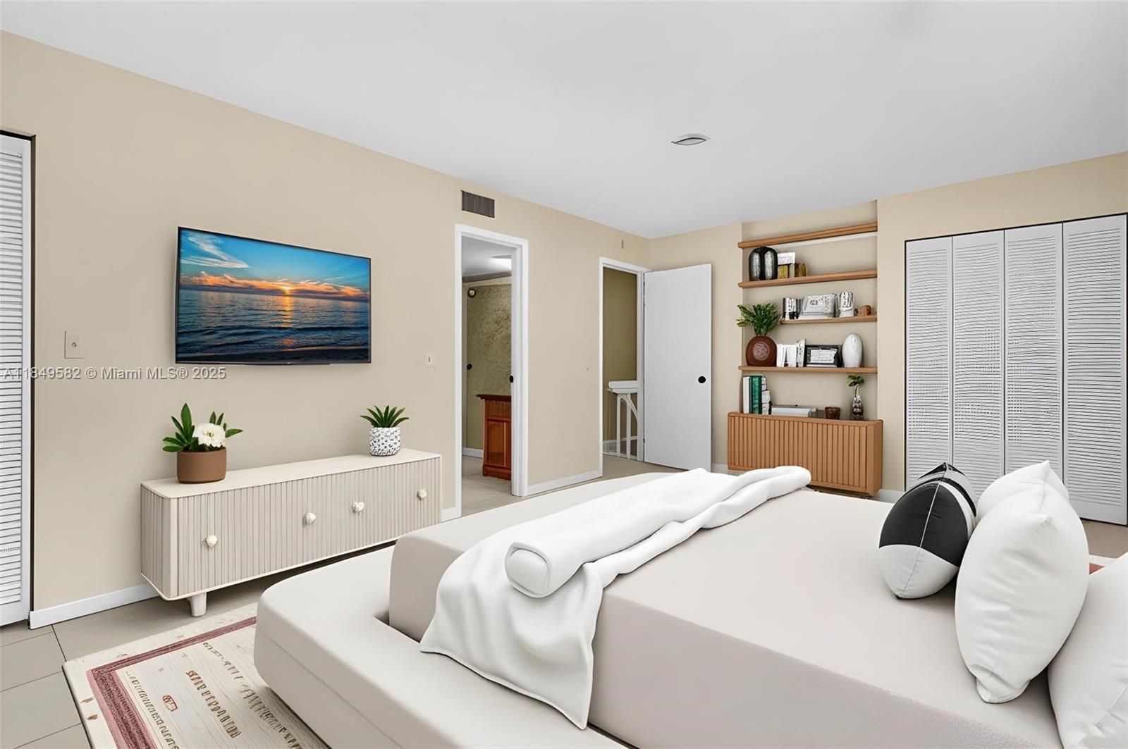 TOWNHOUSES AT NOVA - Residential Lease