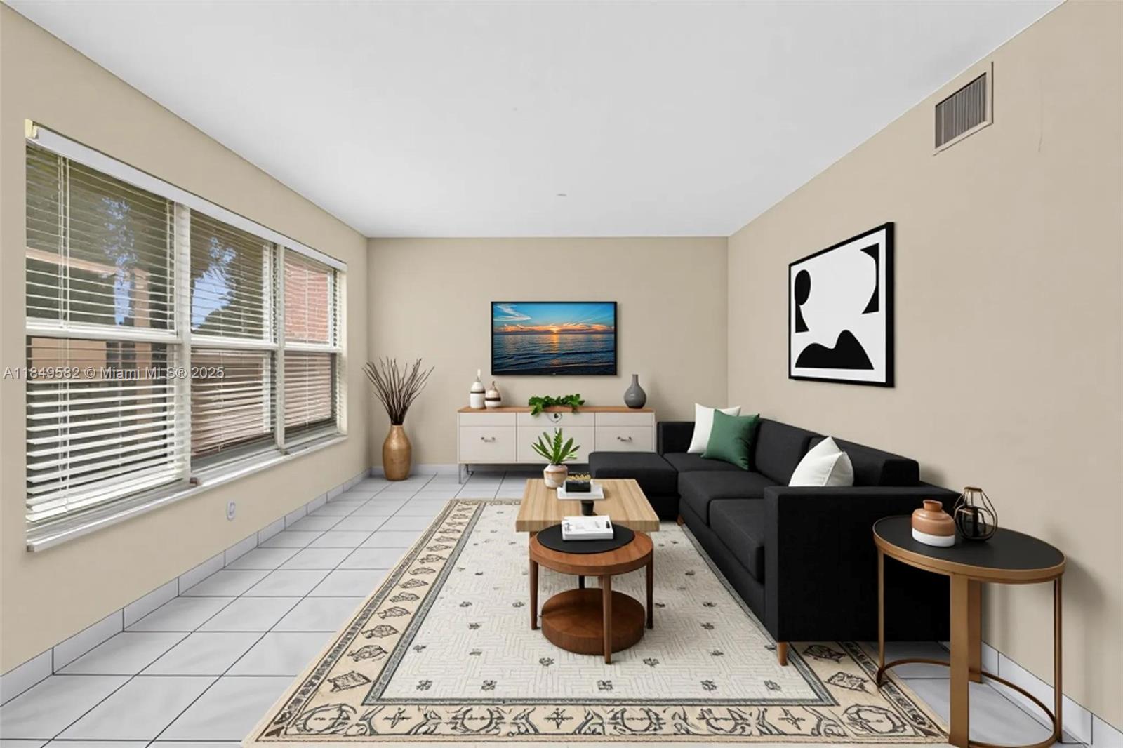 TOWNHOUSES AT NOVA - Residential Lease