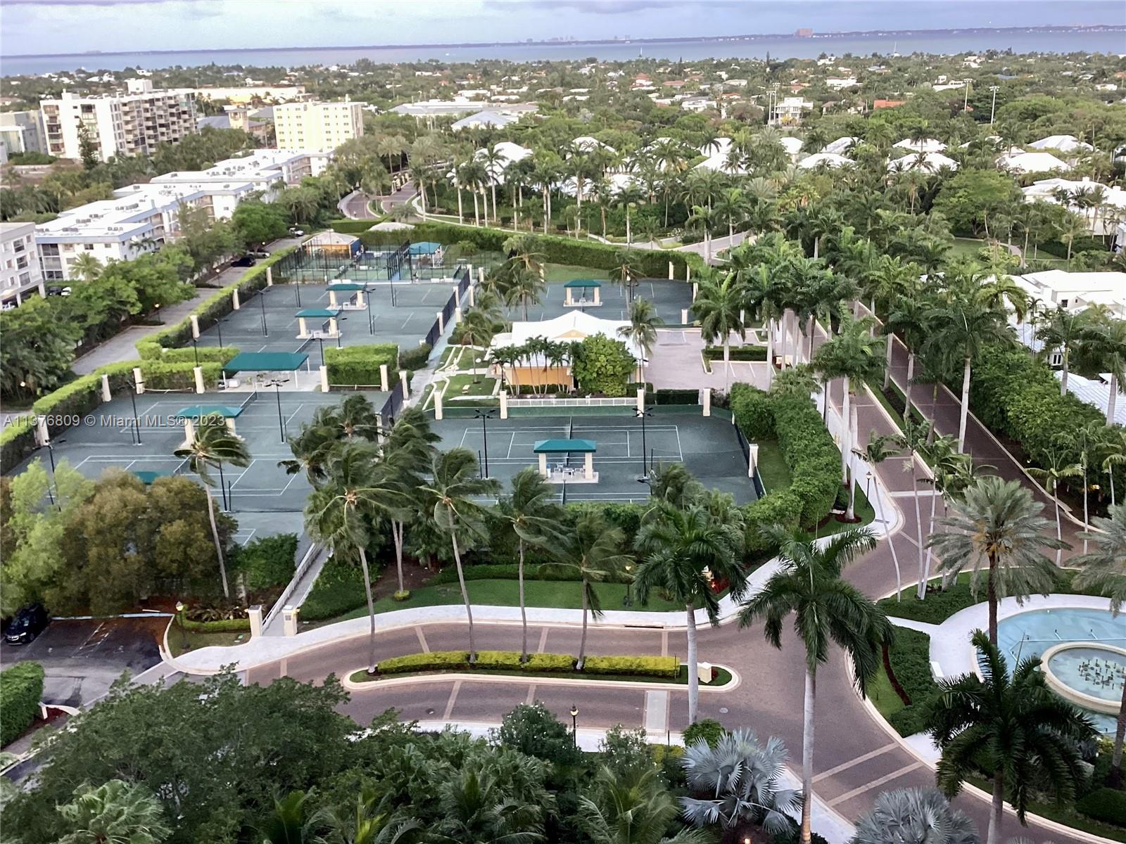 GRAND BAY RESIDENCES COND - Residential