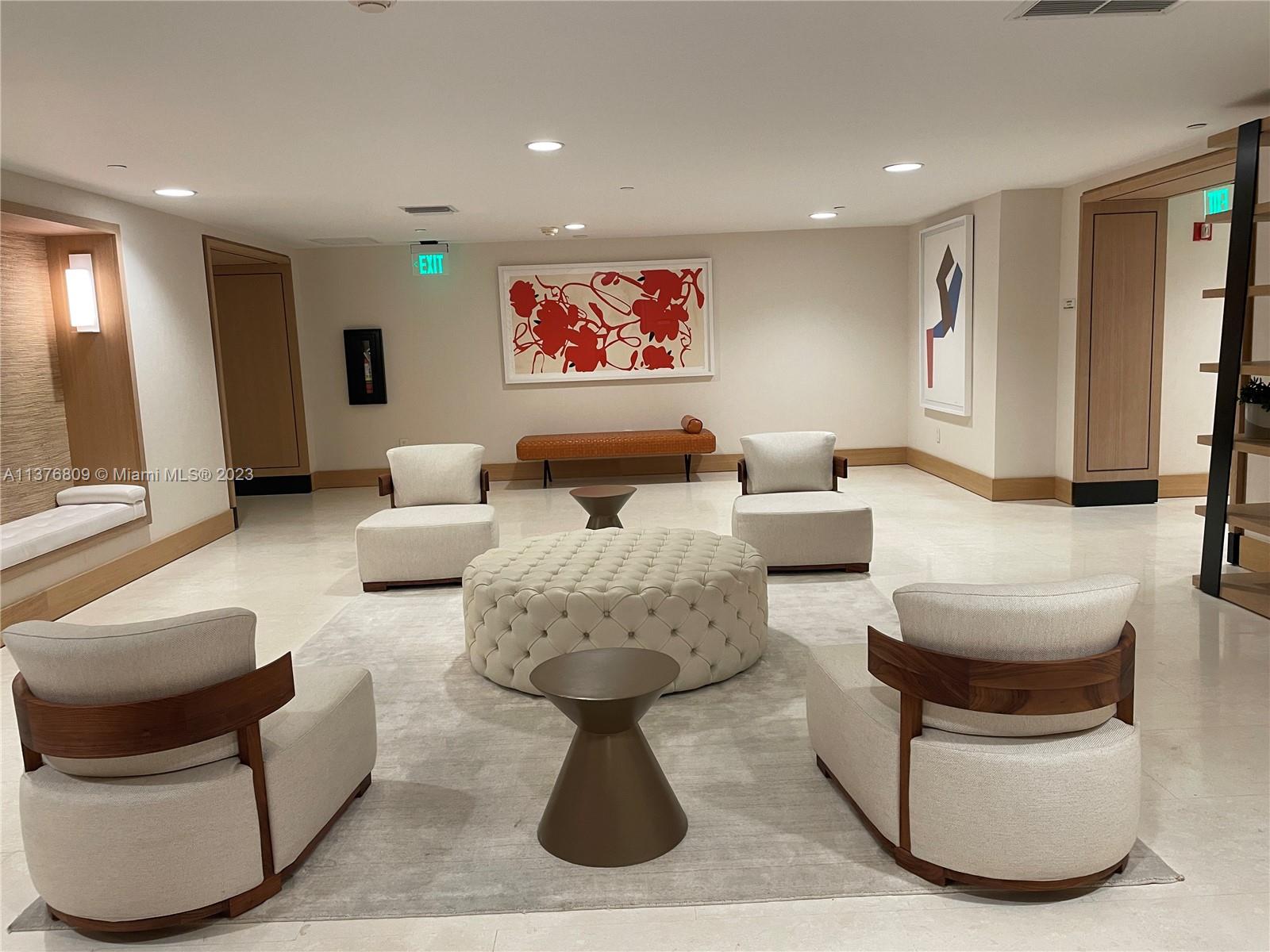 GRAND BAY RESIDENCES COND - Residential