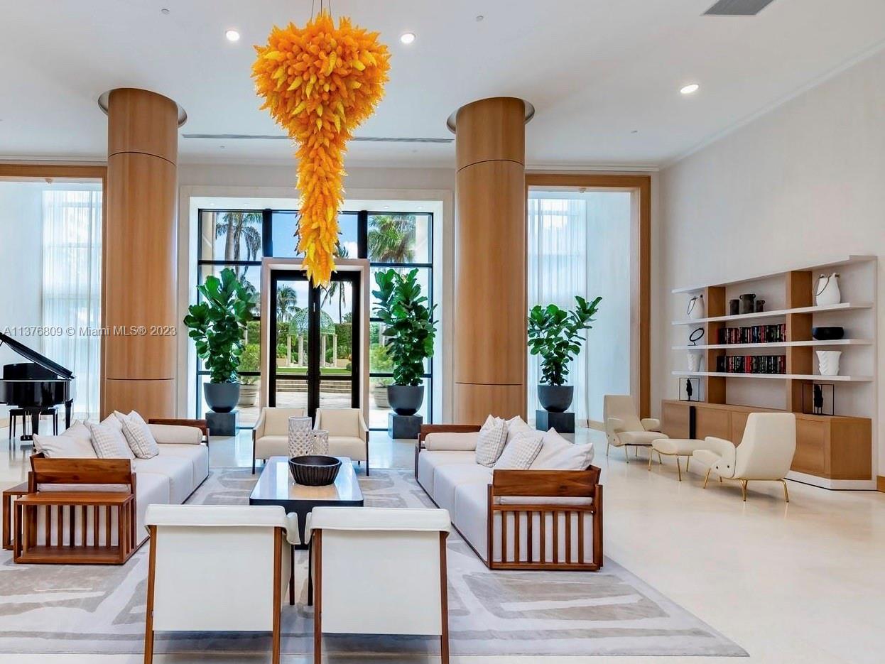 GRAND BAY RESIDENCES COND - Residential