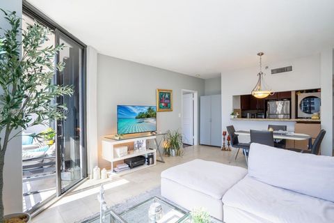 540 Brickell Key Dr 1619 Miami FL 33131