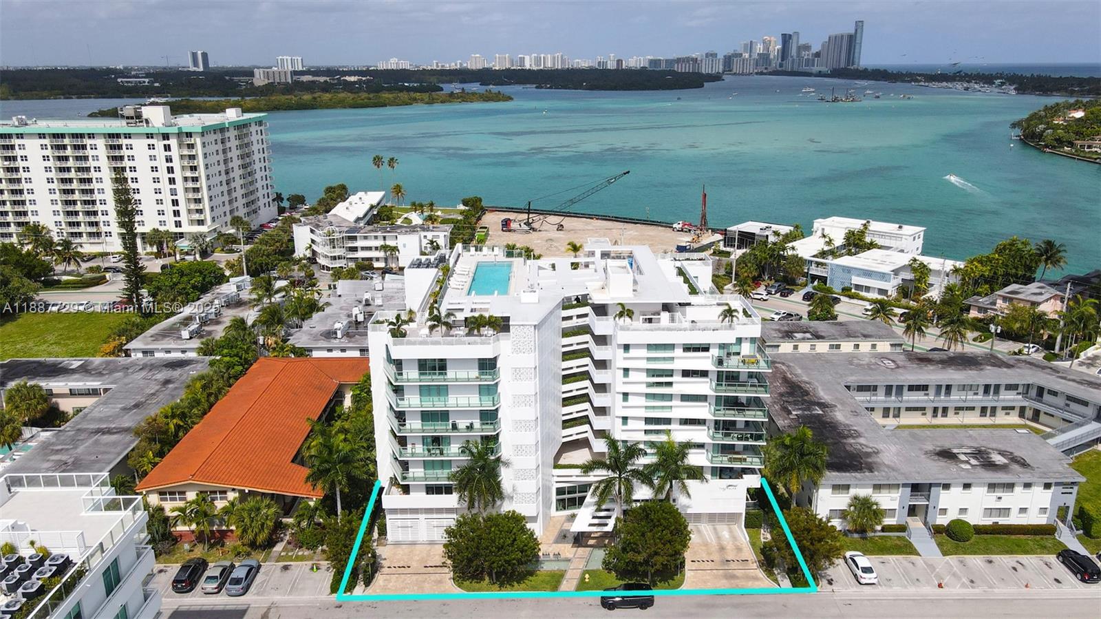 THE PALMS CONDO - Residential Lease
