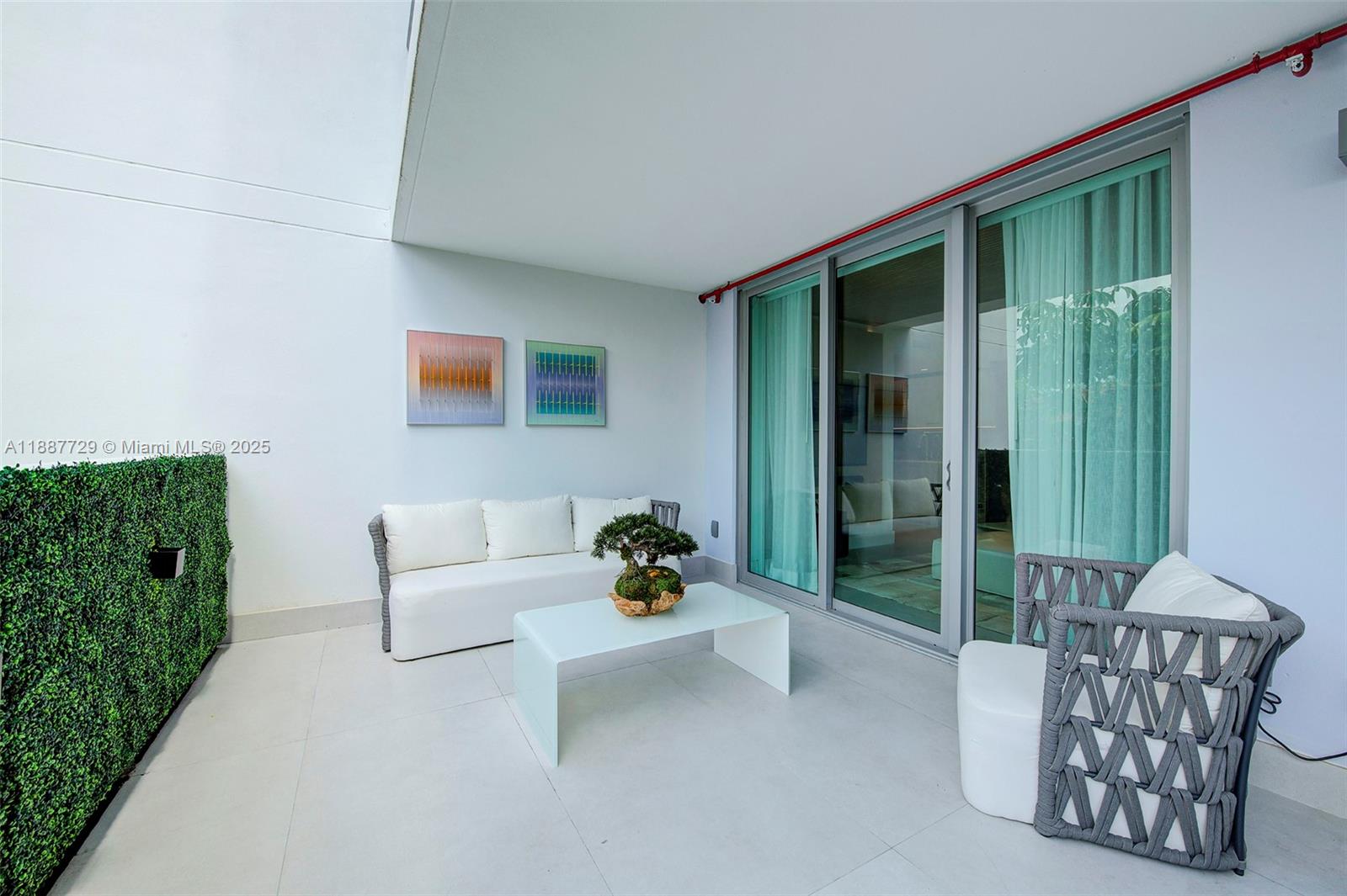 THE PALMS CONDO - Residential Lease