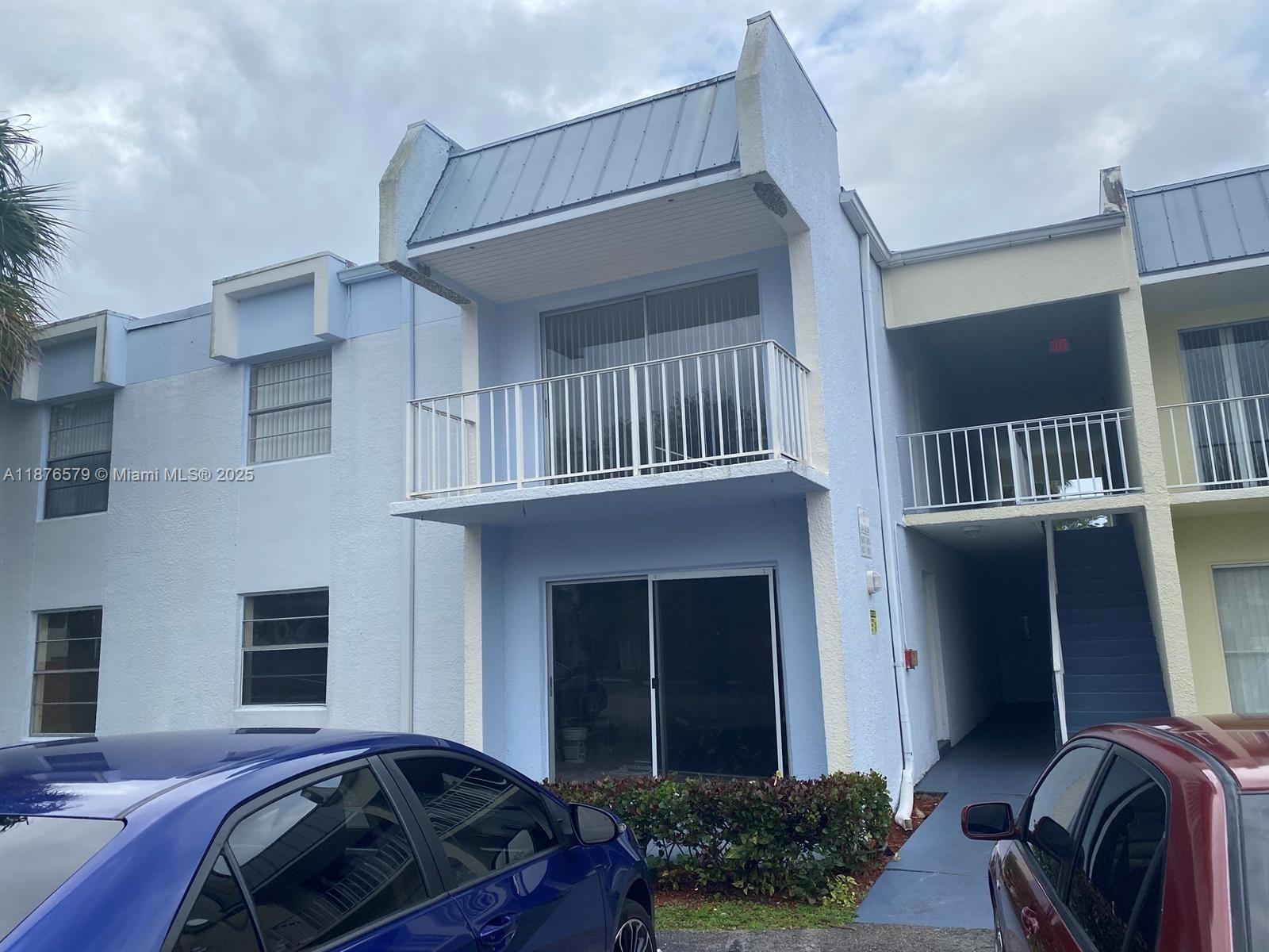 CLEAR LAKE PALMS CONDO - Residential