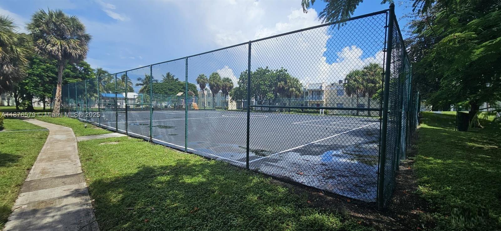 CLEAR LAKE PALMS CONDO - Residential