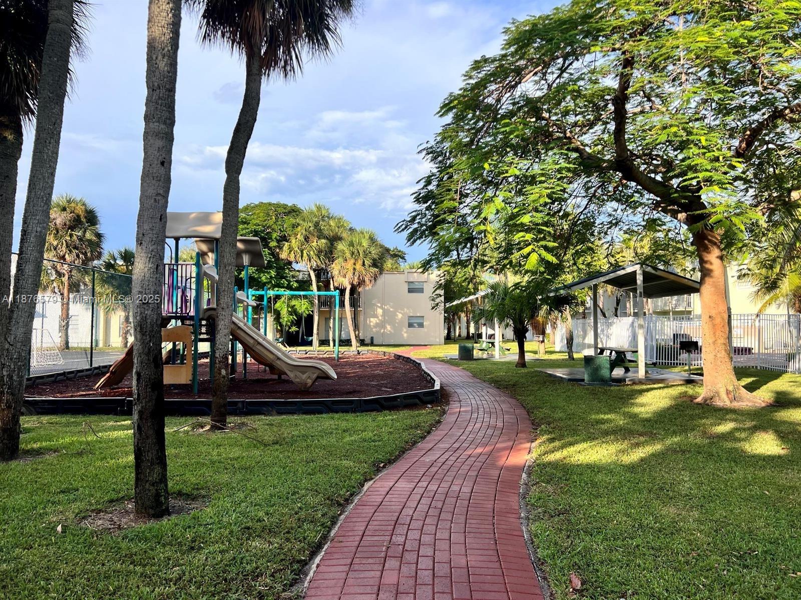 CLEAR LAKE PALMS CONDO - Residential