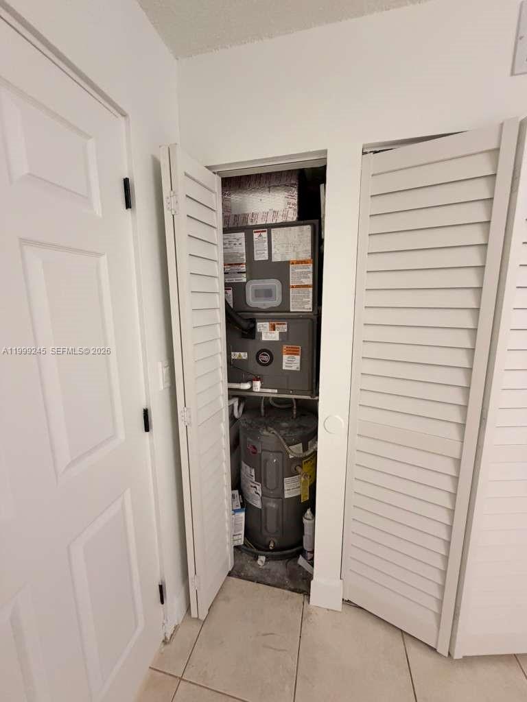 HORIZONS WEST CONDO #2 - Residential Lease