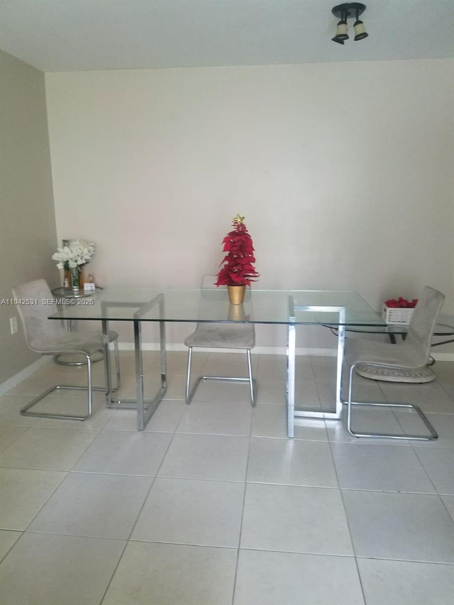 MAGNOLIA LANE CONDO - Residential Lease