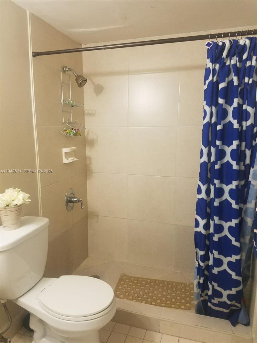 MAGNOLIA LANE CONDO - Residential Lease