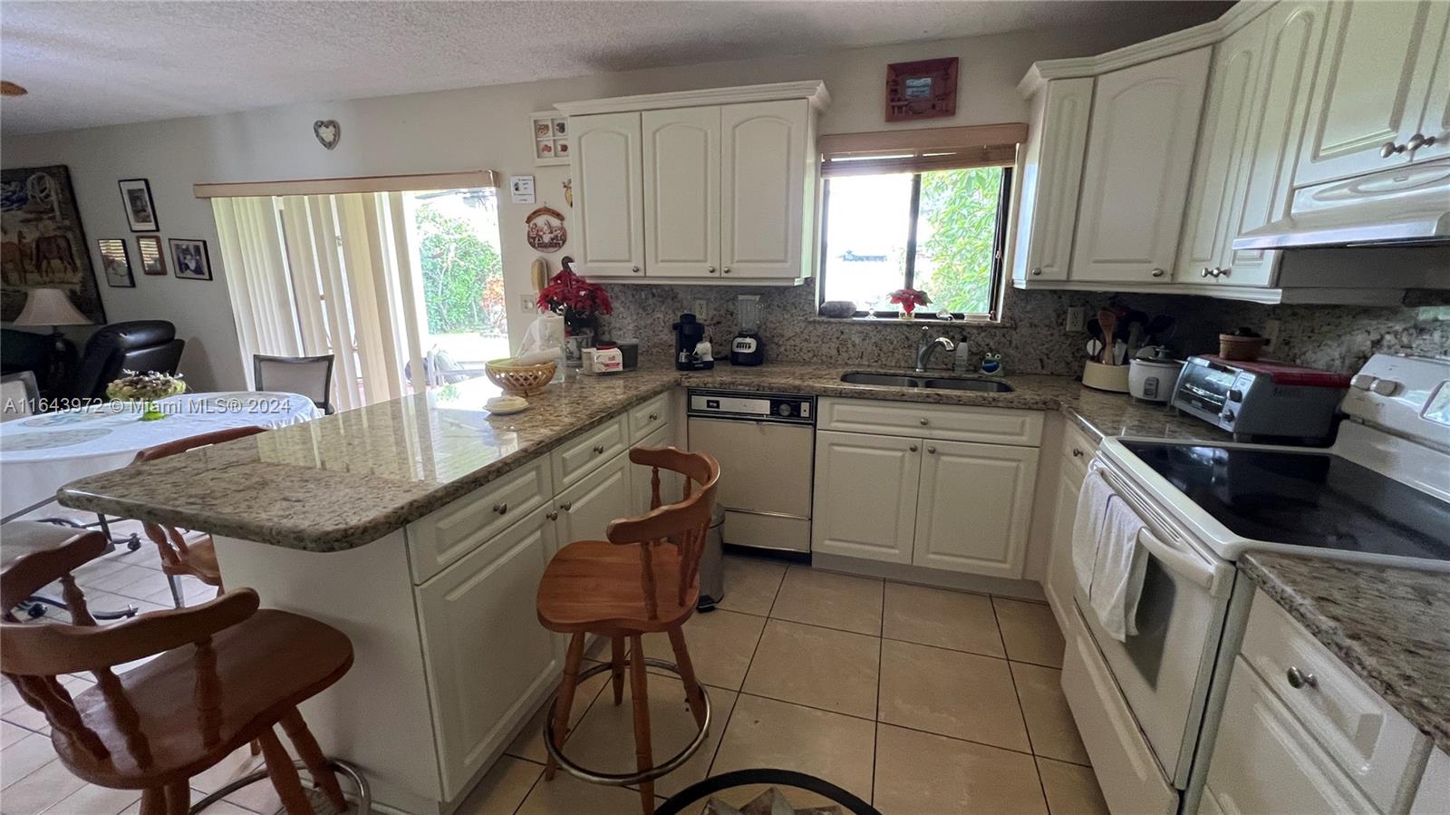 PUEBLO DEL SOL SEC 4 - Residential