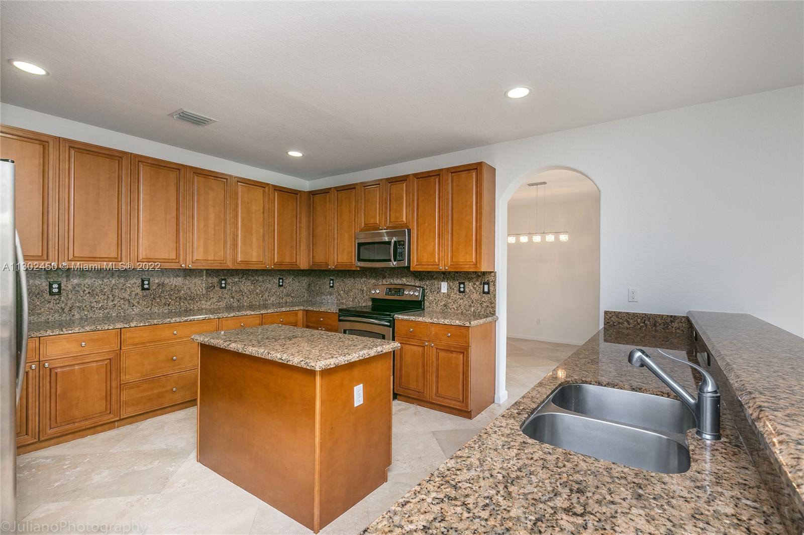 CUTLER CAY - Residential Lease