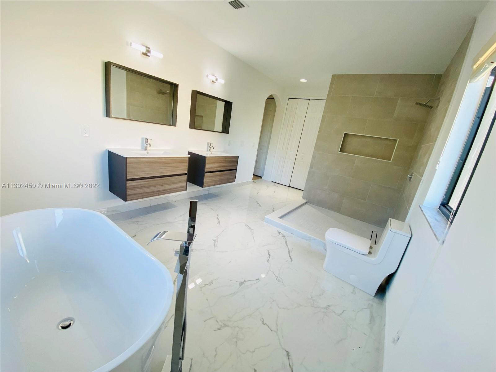 CUTLER CAY - Residential Lease