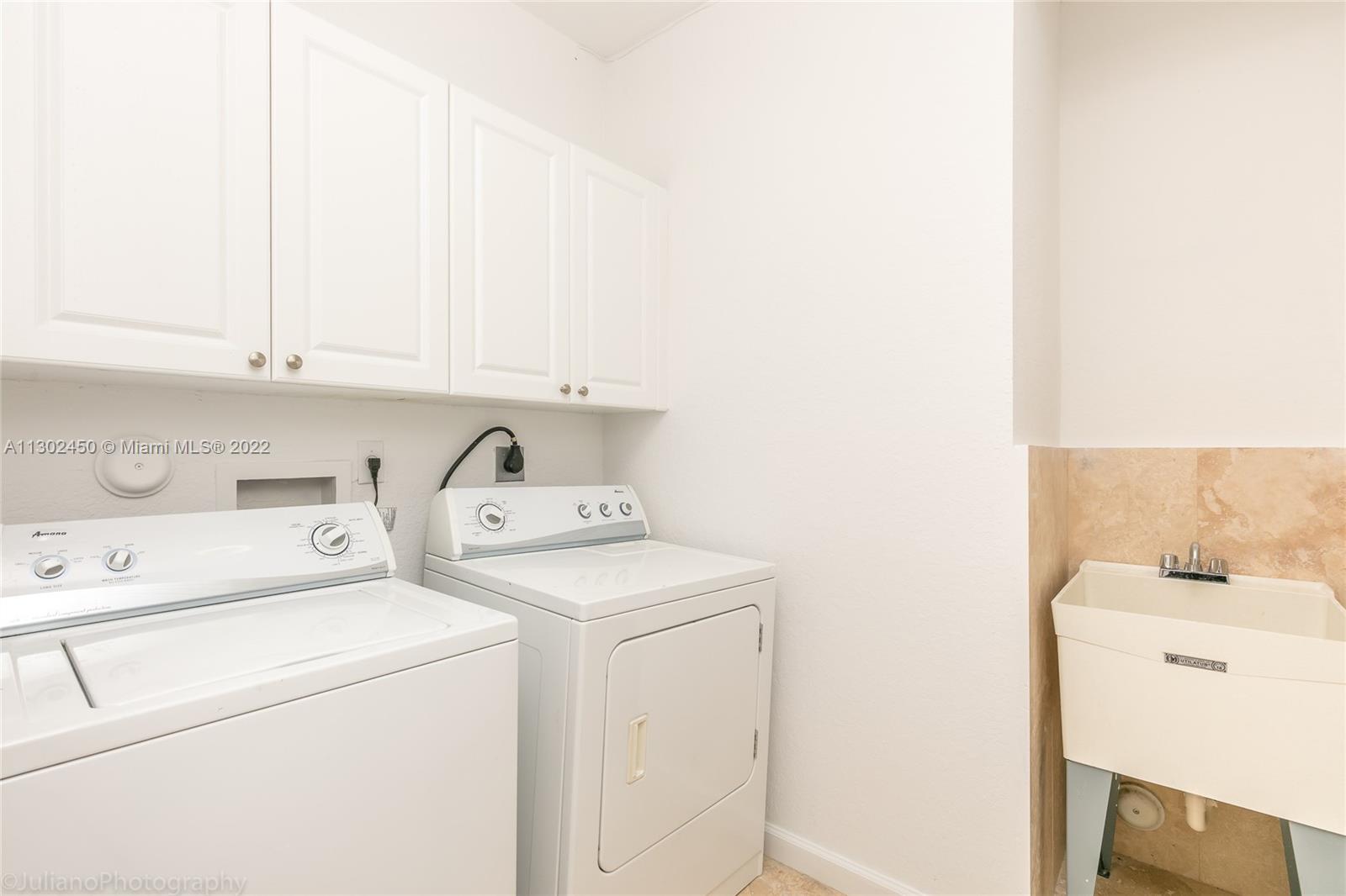 CUTLER CAY - Residential Lease