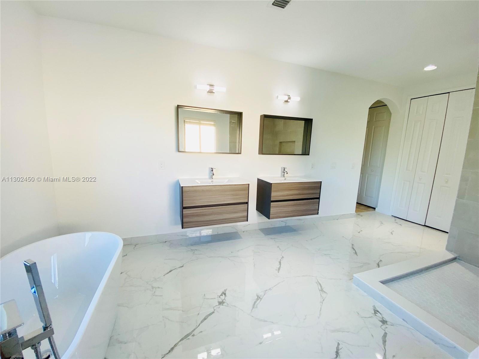 CUTLER CAY - Residential Lease