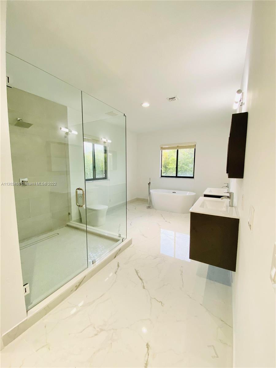 CUTLER CAY - Residential Lease