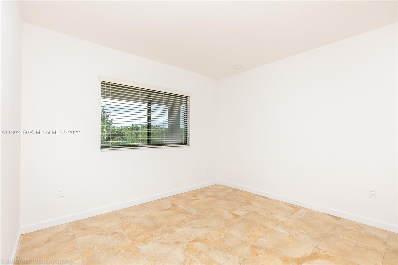 CUTLER CAY - Residential Lease